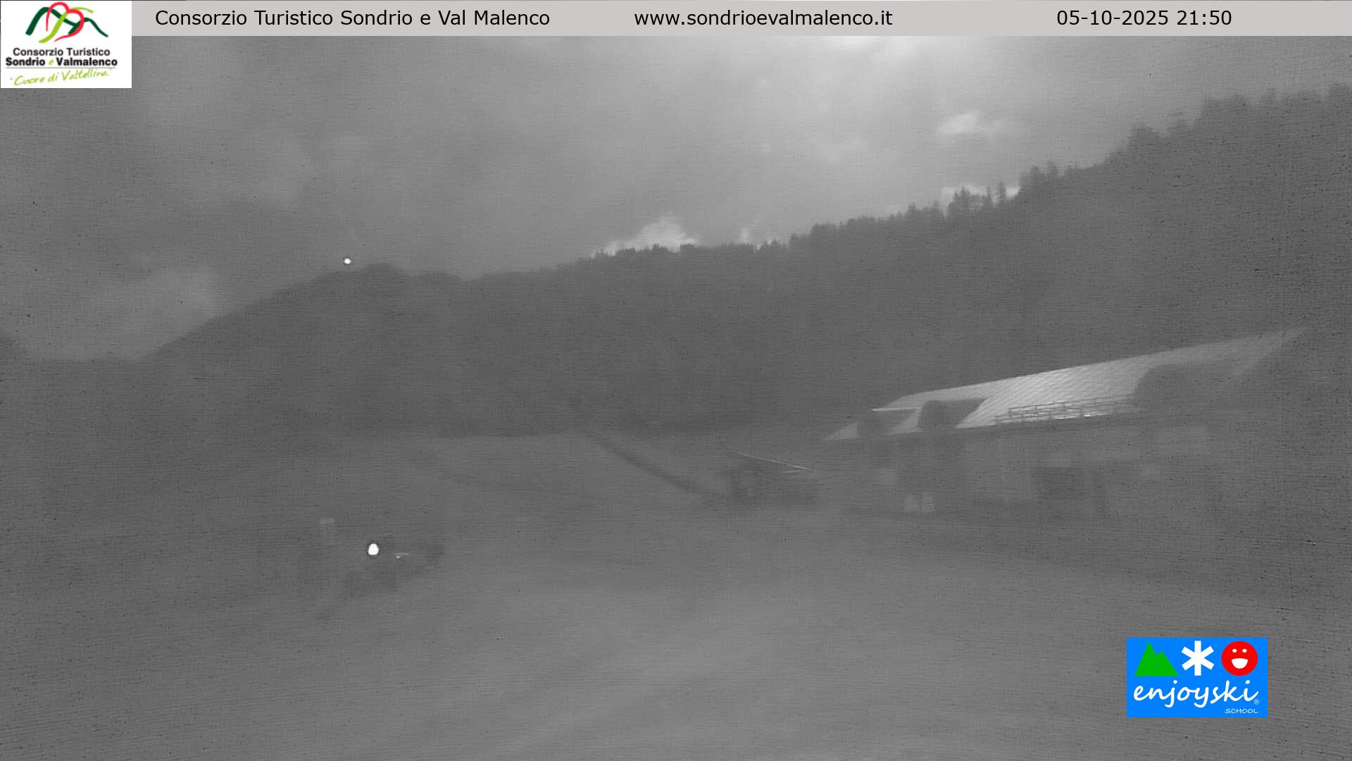 immagine della webcam nei dintorni di Teglio: webcam Chiesa in Valmalenco