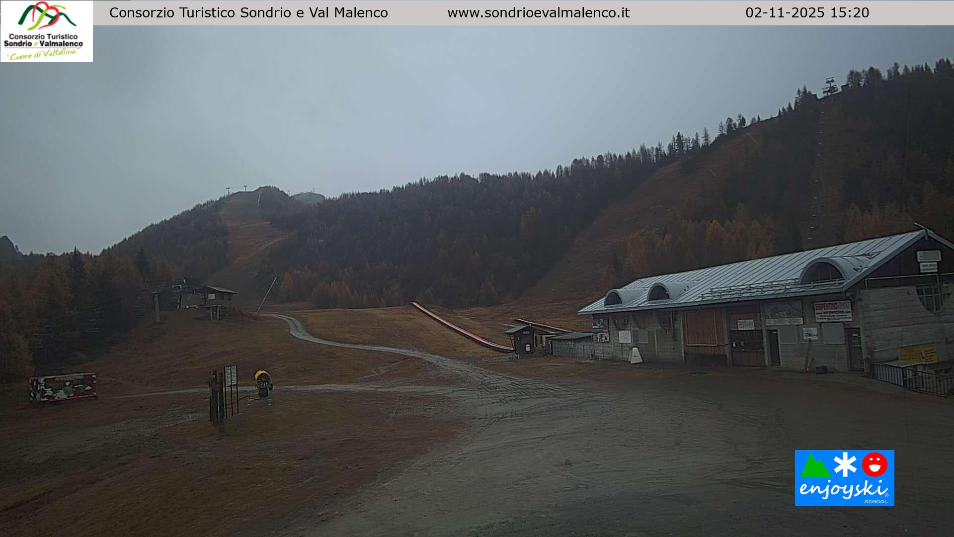 immagine della webcam nei dintorni di Forcola: webcam Chiesa in Valmalenco