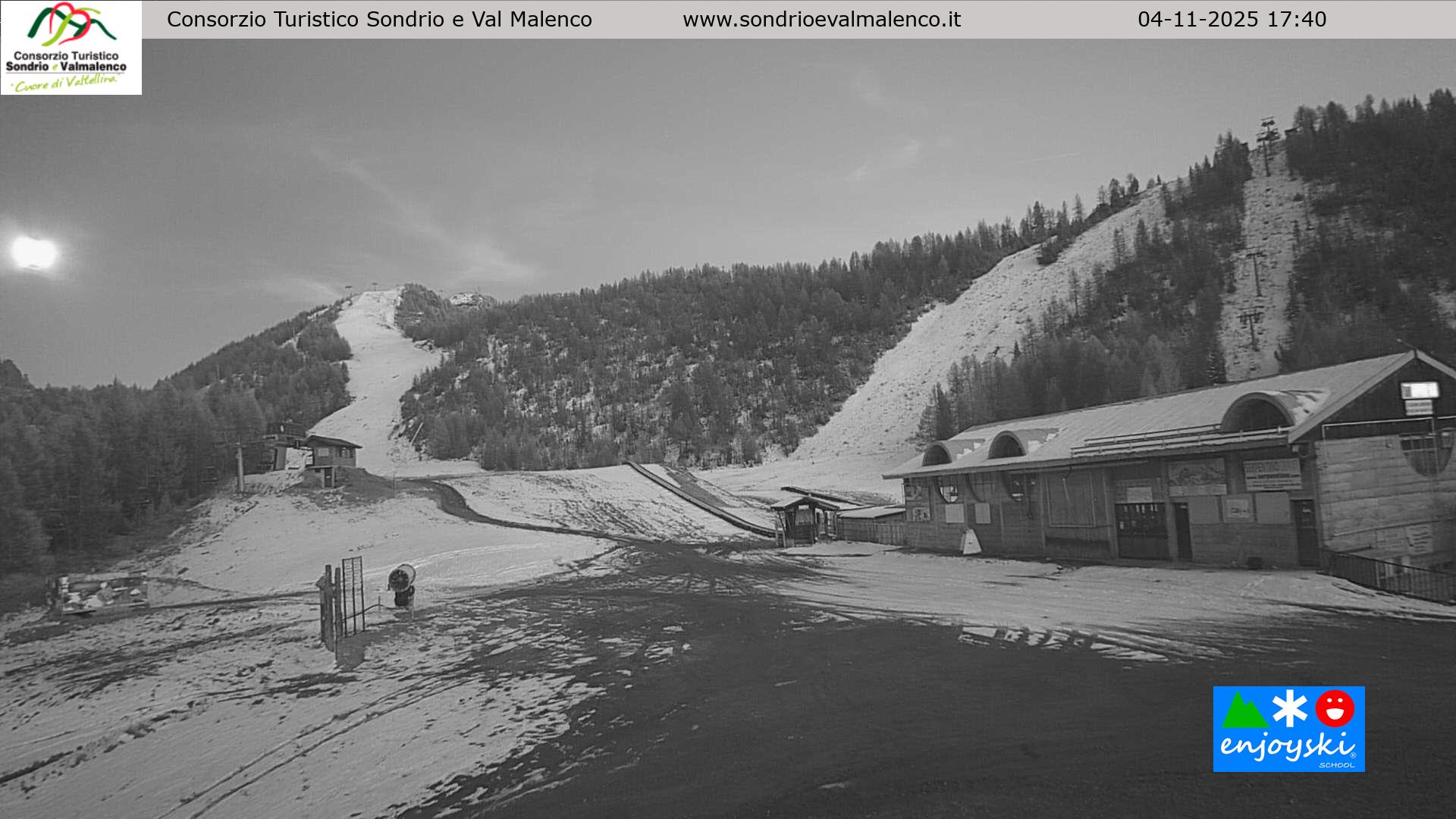 immagine della webcam nei dintorni di Bianzone: webcam Chiesa in Valmalenco