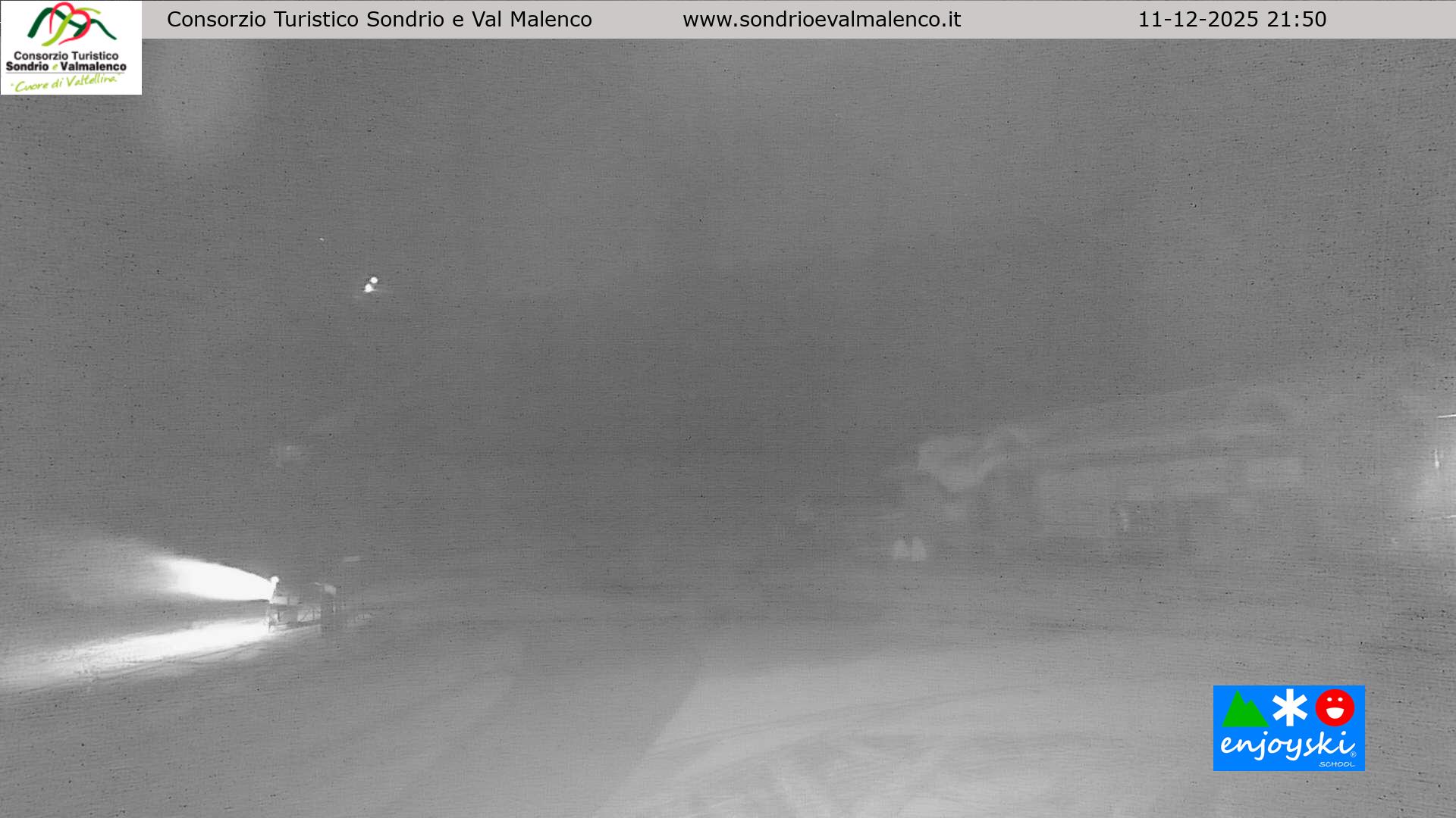 immagine della webcam nei dintorni di Val Masino: webcam Chiesa in Valmalenco