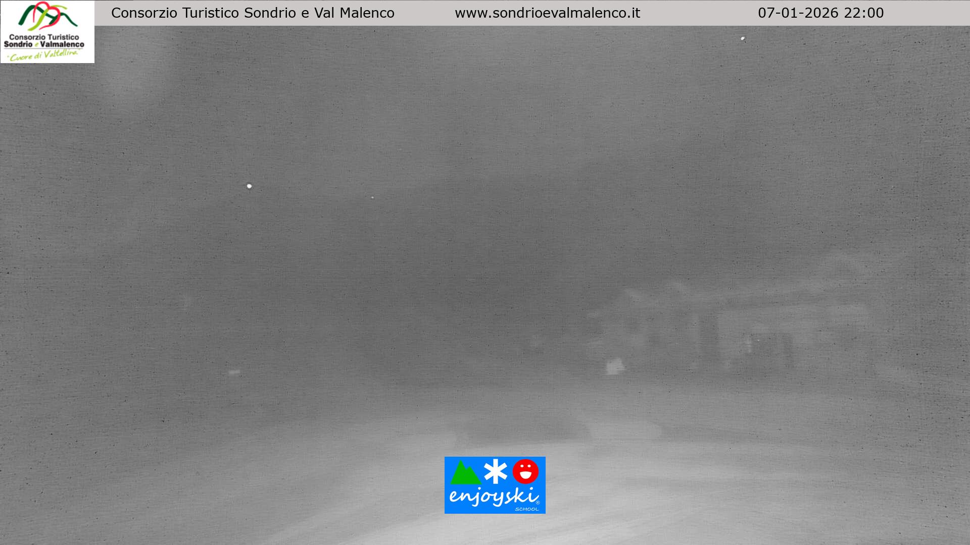 immagine della webcam nei dintorni di Montagna in Valtellina: webcam Chiesa in Valmalenco