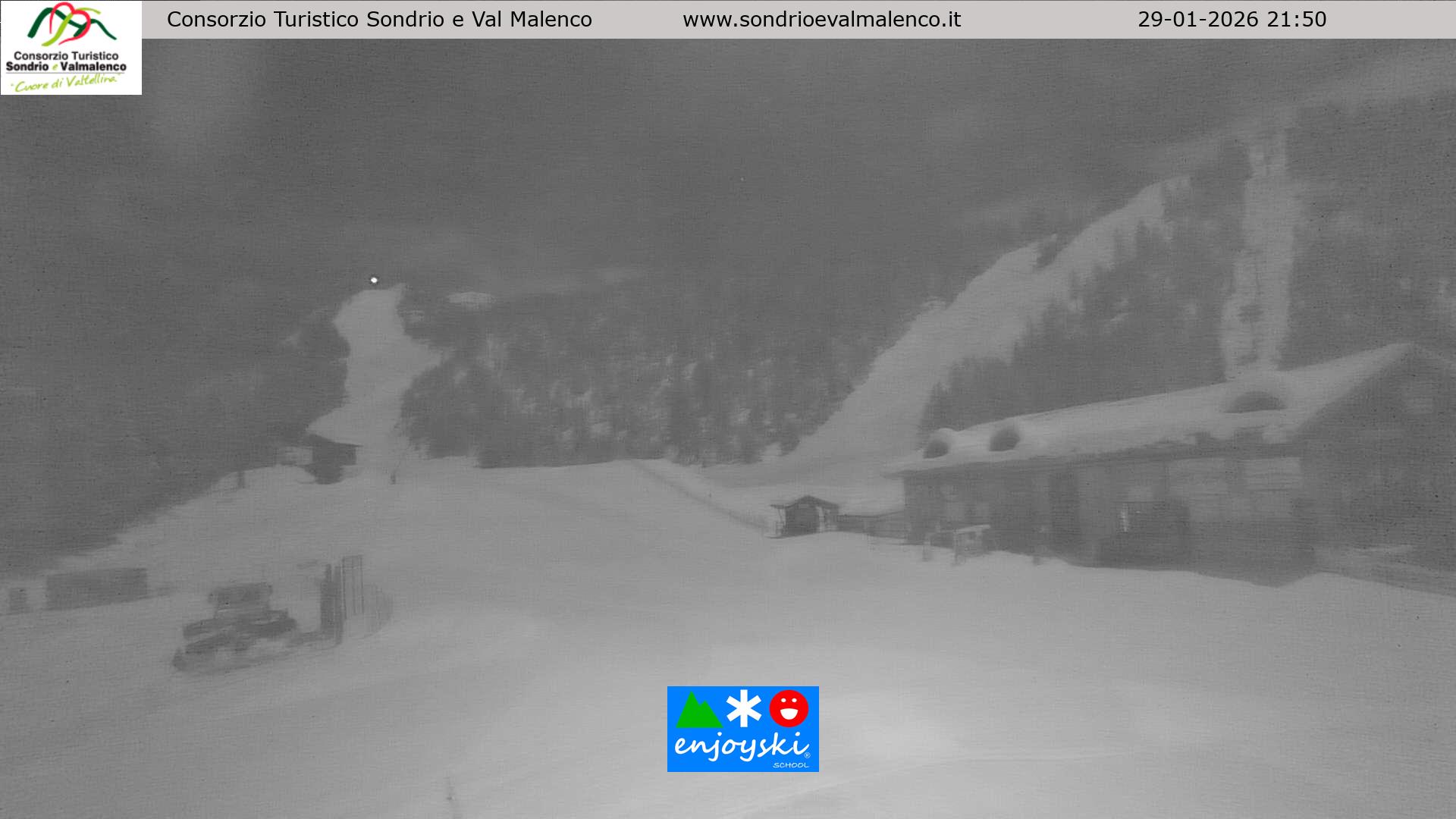 immagine della webcam nei dintorni di Carosello 3000: webcam Chiesa in Valmalenco