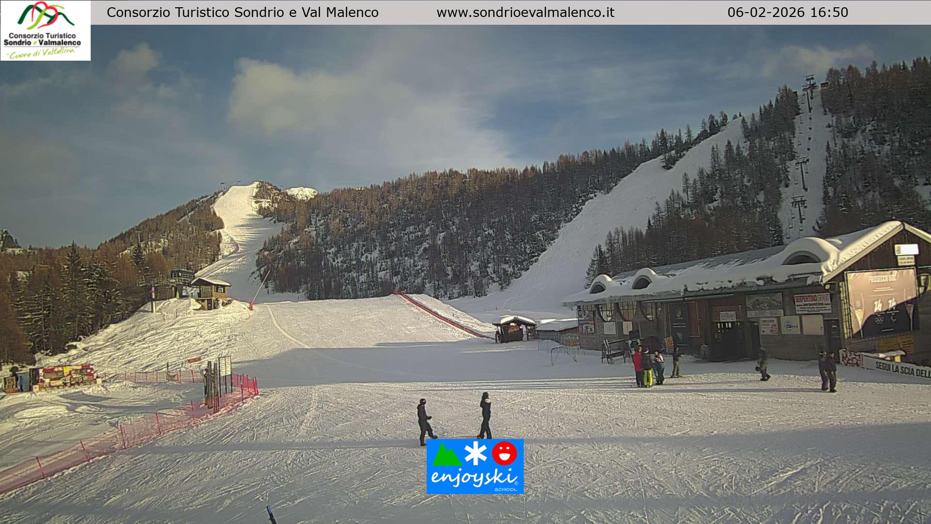 immagine della webcam nei dintorni di Bianzone: webcam Chiesa in Valmalenco
