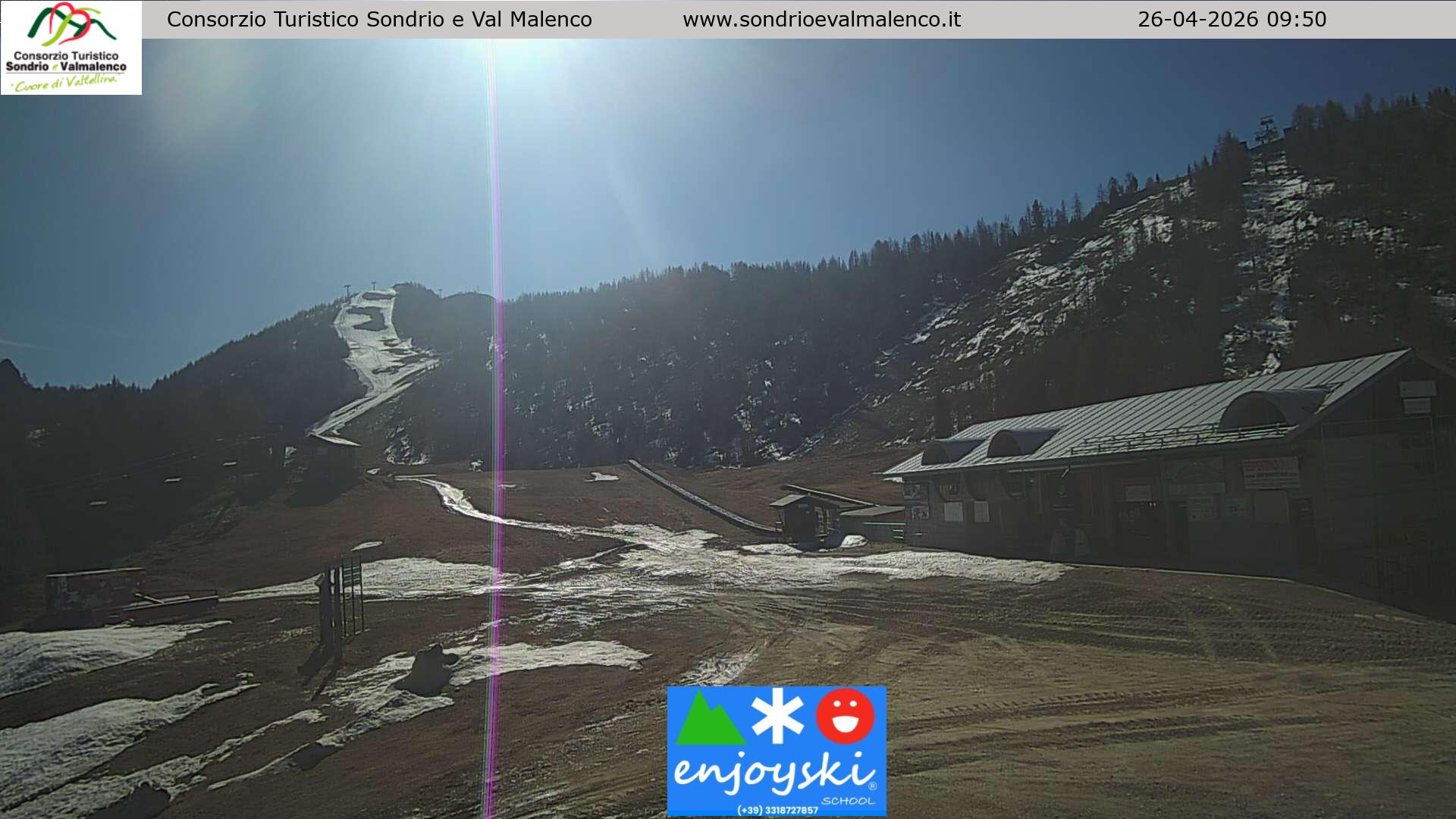 immagine della webcam nei dintorni di Tirano: webcam Chiesa in Valmalenco